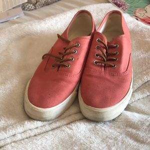 🌼American Eagle Coral Boat Shoes🌼